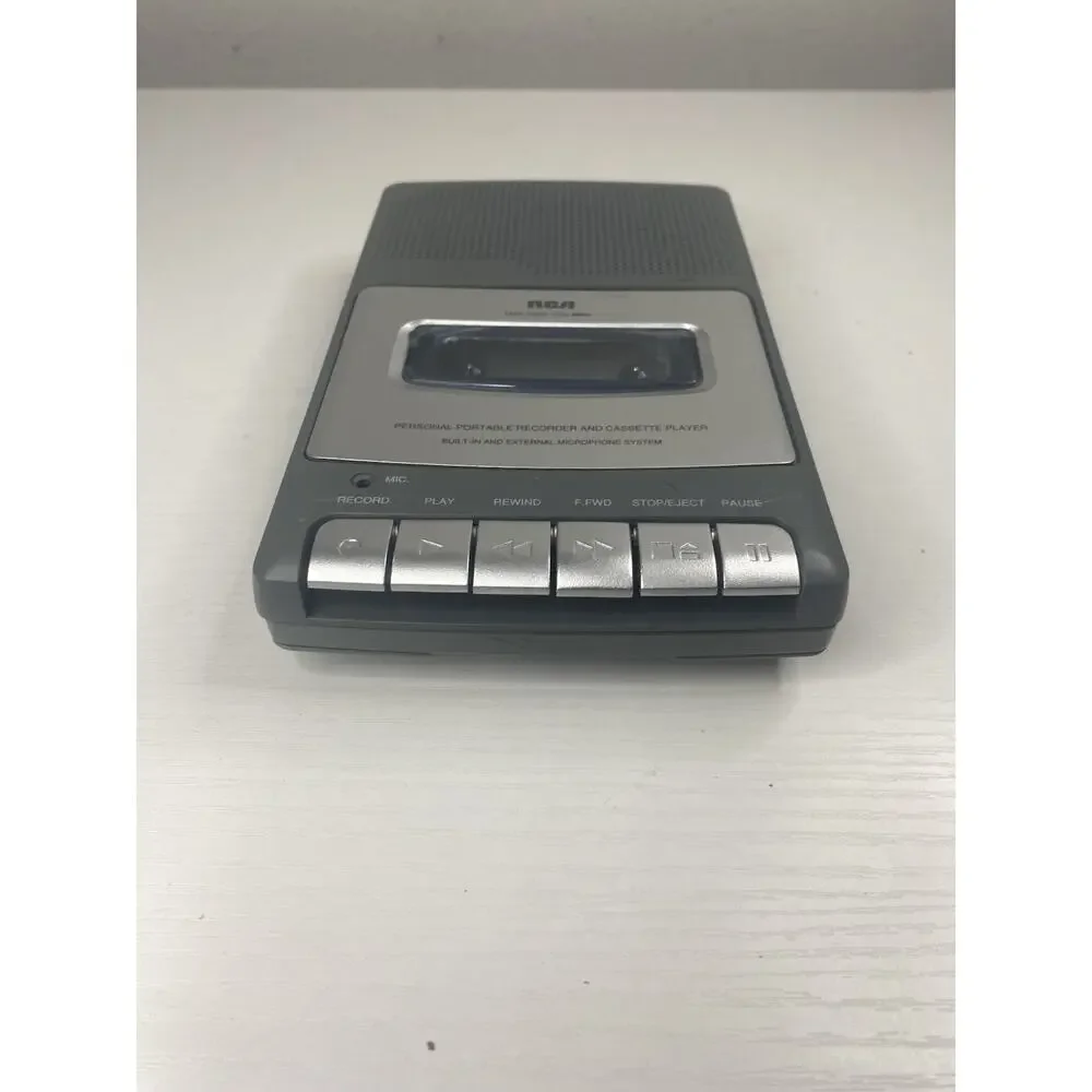 RCA RP3504 Cassette Recorder Without Power Adapter-tested. - Picture 2 of 3